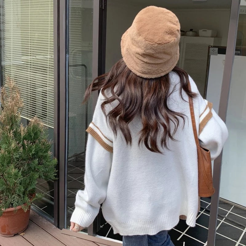 Round Neck Batwing Sleeve Cute Bear Knit Sweater