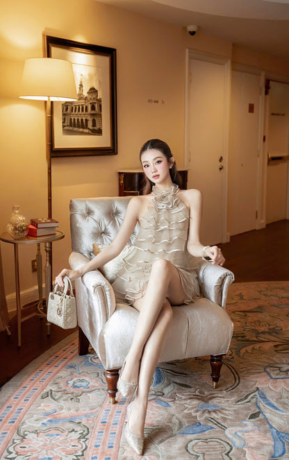 Backless Layer Flowe Neck Dress