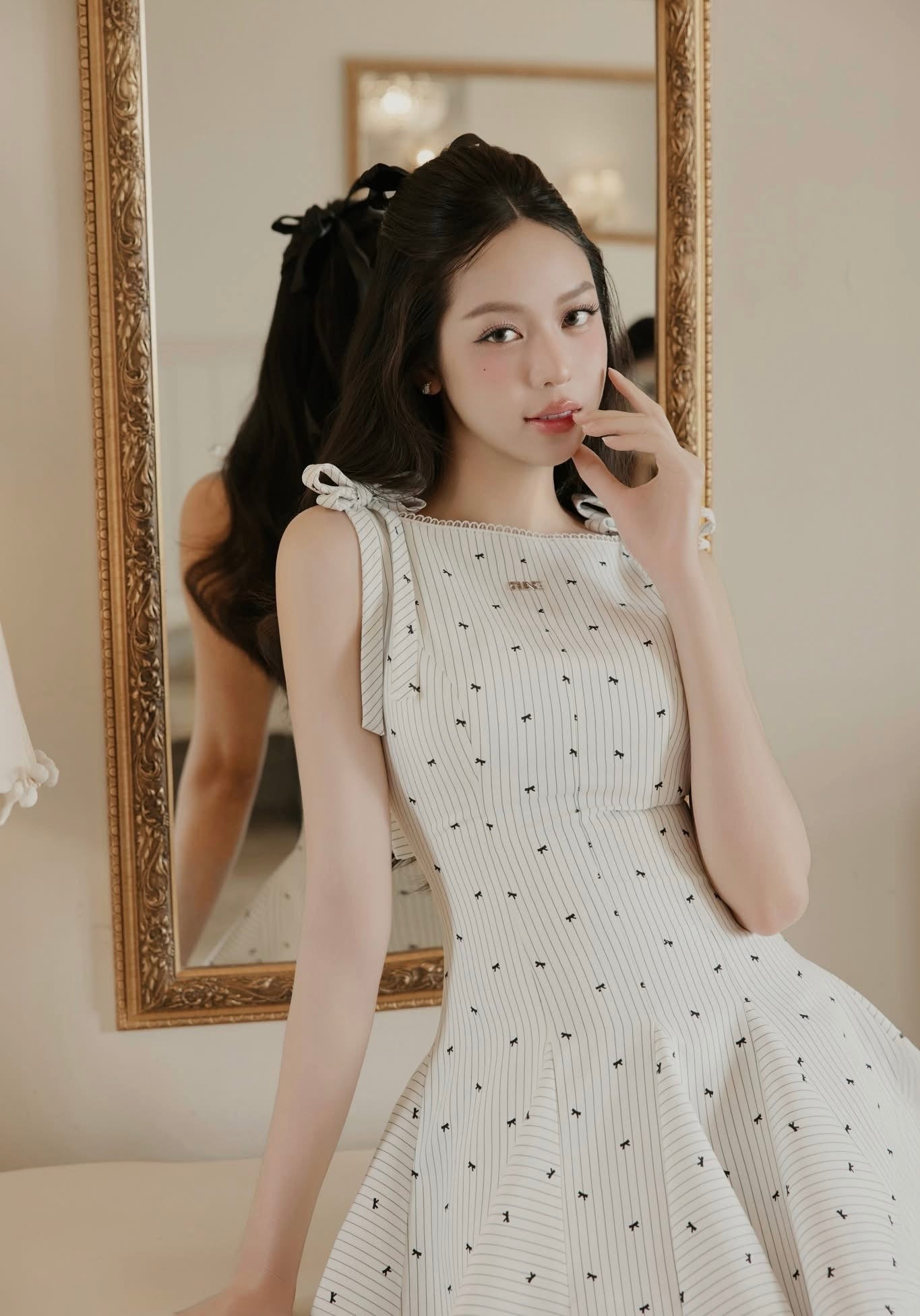 Back Bow Pattern Dress