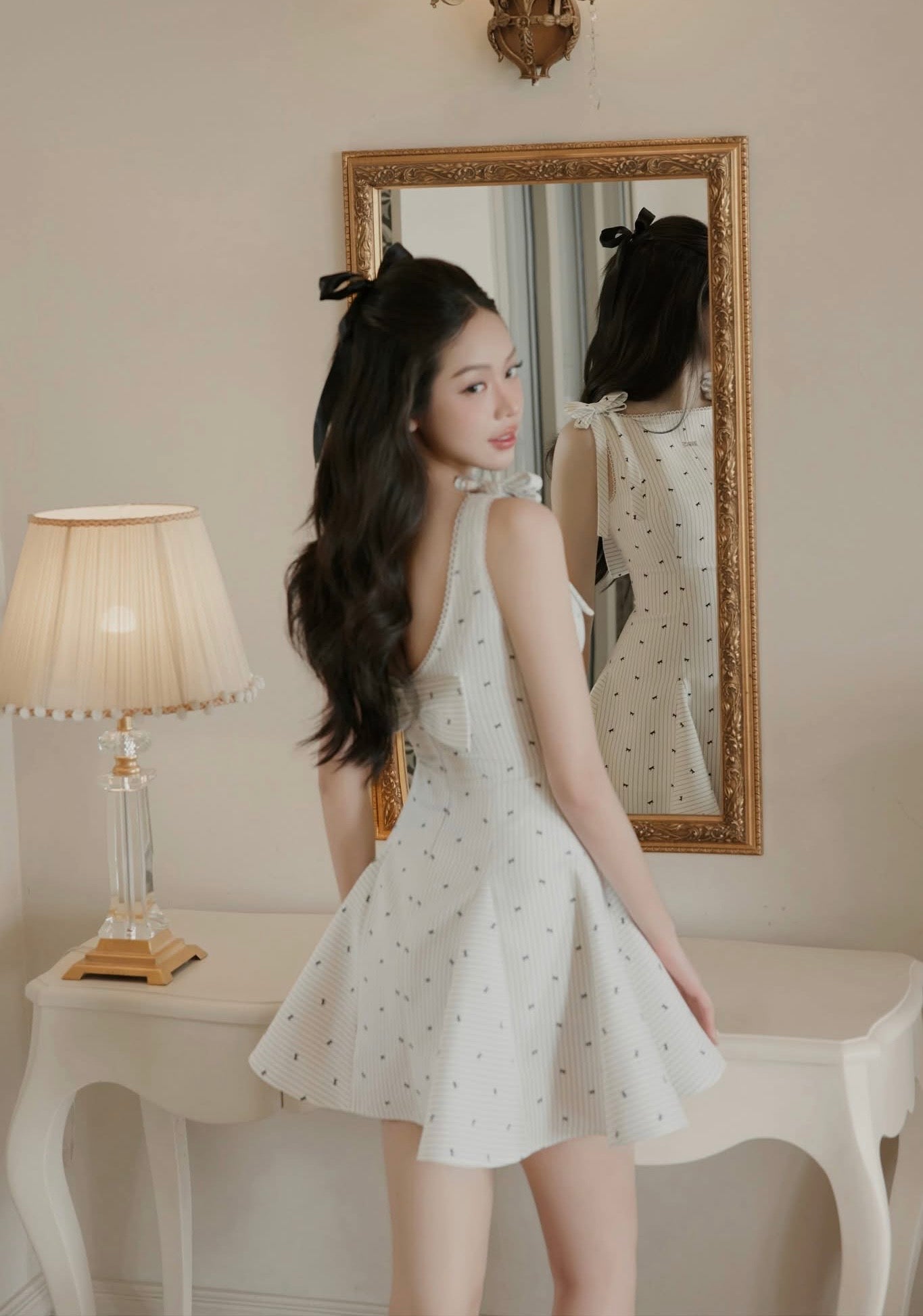 Back Bow Pattern Dress